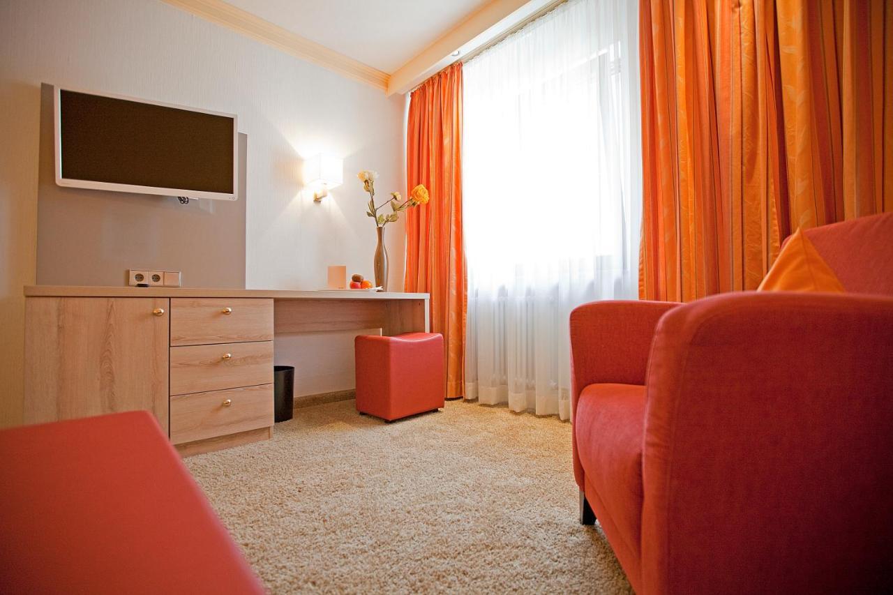Hotel Krone Ohg Gerlingen Extérieur photo