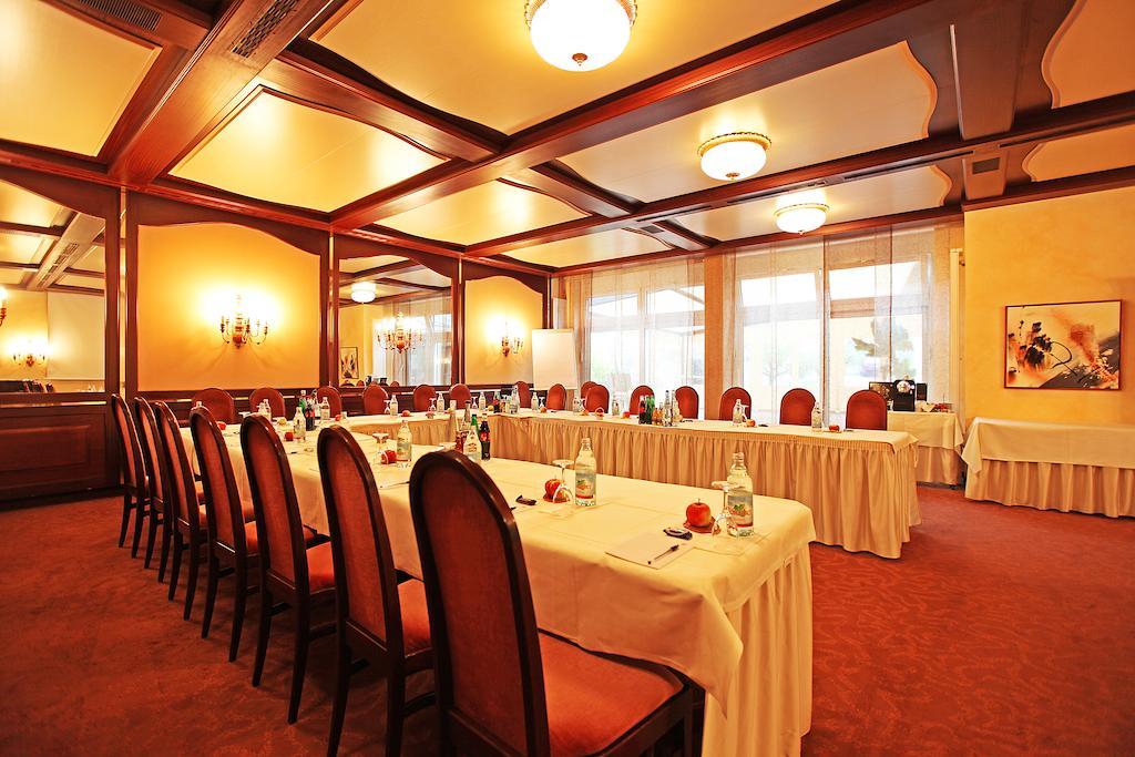 Hotel Krone Ohg Gerlingen Extérieur photo
