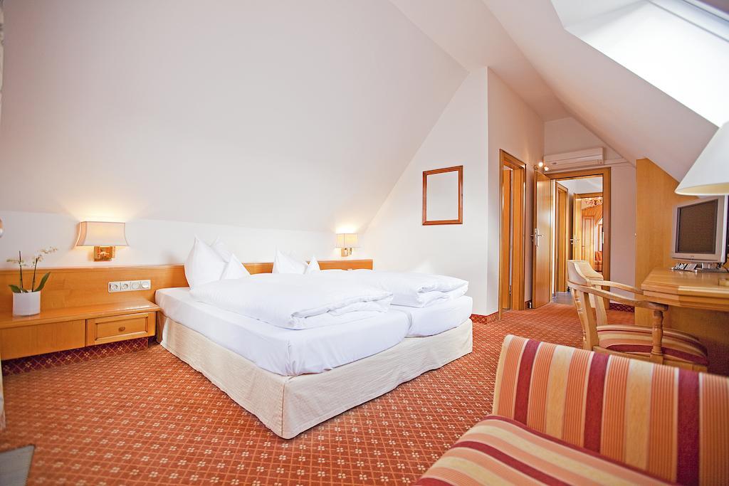 Hotel Krone Ohg Gerlingen Chambre photo